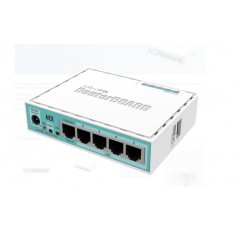 Router MikroTik RB750Gr3 2
