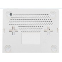 Router MikroTik RB750Gr3