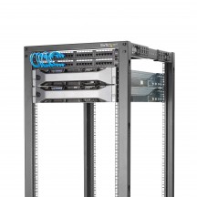 Cabinet StarTech.com  4POSTRACK18U